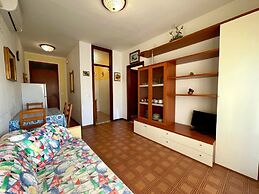 Flat With Beautiful Terrace Close to the sea