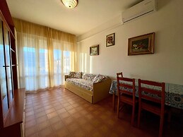 Flat With Beautiful Terrace Close to the sea