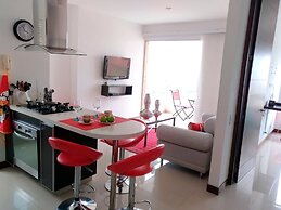 Luxurious Apartment in Front of the Chipichape Shopping Center