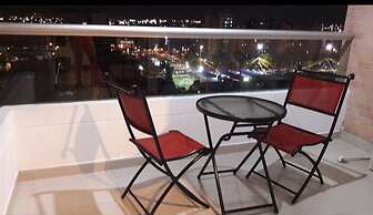 Luxurious Apartment in Front of the Chipichape Shopping Center