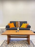 Spacious Apartment - M M C Tourista