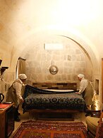 Doda Artisanal Cave Hotel +14