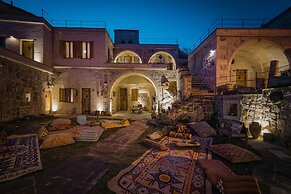 Doda Artisanal Cave Hotel - Adults Only