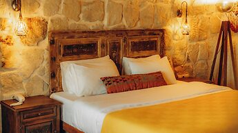 Doda Artisanal Cave Hotel - Adults Only