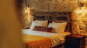 Doda Artisanal Cave Hotel - Adults Only