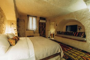 Doda Artisanal Cave Hotel - Adults Only