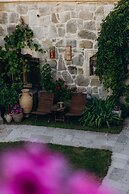 Doda Artisanal Cave Hotel +14