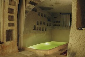 Doda Artisanal Cave Hotel - Adults Only
