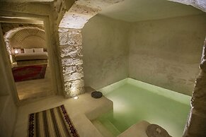 Doda Artisanal Cave Hotel - Adults Only