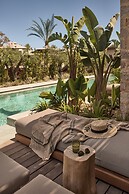 Theros All Suite Hotel - Adults Only