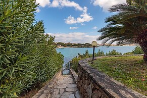Villa Oleandri 50m From Seashore