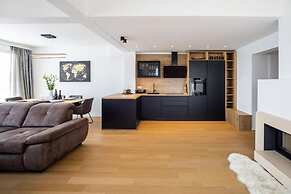 Penthouse Suite Arben