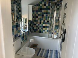 Beautiful Cottage Near Harlech With Ocean Views