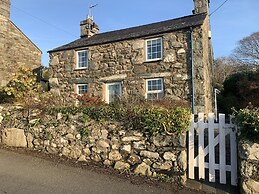 Beautiful Cottage Near Harlech With Ocean Views