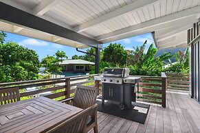 Hale Hanalei 5 Bedroom Home by RedAwning