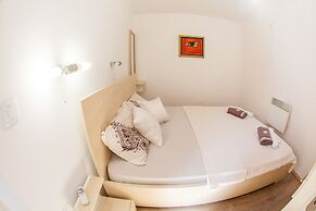 Old Town Apartment Dan