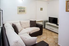 Old Town Apartment Dan