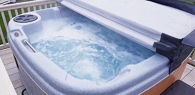 Charming 3-bed Retreat With Hot Tub-northumberland