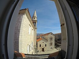 Lux Squere Apartments