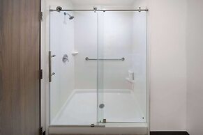 La Quinta Inn & Suites by Wyndham El Paso East Loop-375