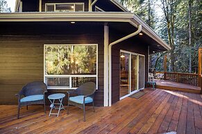 13SL - Hot Tub - Pets OK - WiFi - Sleeps 8