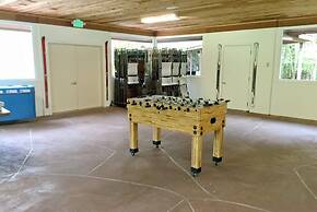 13SL - Hot Tub - Pets OK - WiFi - Sleeps 8