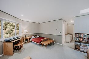 13SL - Hot Tub - Pets OK - WiFi - Sleeps 8