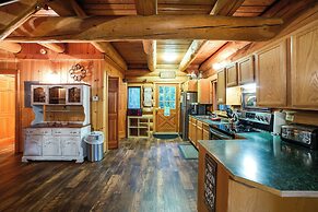 10SL - Real Log Cabin - WiFi - SLEEPS-8