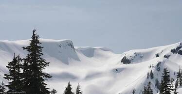 84SW - Sauna - Soaker Tub - Fireplace - Sleeps 6