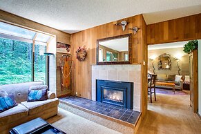 84SW - Sauna - Soaker Tub - Fireplace - Sleeps 6