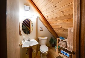 17MBR - Log Cabin - BBQ - Pets Ok - WiFi - Sleeps 8