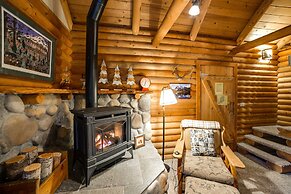 17MBR - Log Cabin - BBQ - Pets Ok - WiFi - Sleeps 8