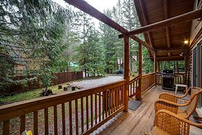 17MBR - Log Cabin - BBQ - Pets Ok - WiFi - Sleeps 8