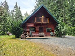 11SL - Wi-Fi - NO PETS Log Cabin - Sleeps 7