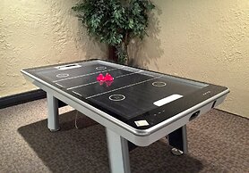 09SLL - Convenient - Inexpensive - Sleeps 2