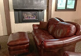 09SLL - Convenient - Inexpensive - Sleeps 2