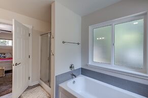 47MF - WiFi - Lakefront - Sleeps 6