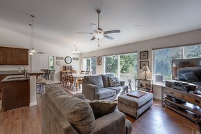 47MF - WiFi - Lakefront - Sleeps 6