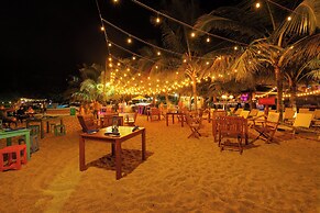 Araliya Beach Resort & Spa Unawatuna- Where you meet the sea all year