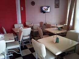 Chrysalis Guest House & Restaurant Embu