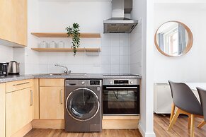 Bright 1 Bed Flat on Vibrant Brick Lane