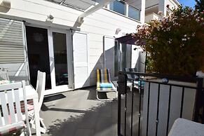 55 & 54 Stairs Apartments