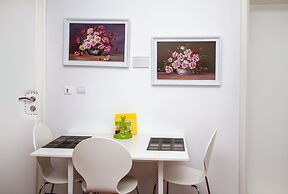 55 & 54 Stairs Apartments