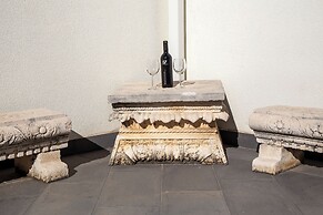 55 & 54 Stairs Apartments