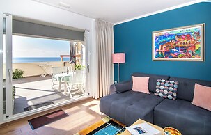 55 & 54 Stairs Apartments