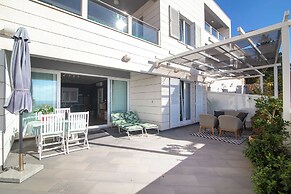 55 & 54 Stairs Apartments