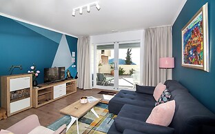 55 & 54 Stairs Apartments