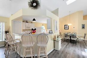 4 Bed Located In Davenport Only Minutes To Disney 4 Bedroom Villa by R