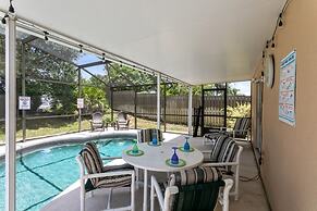 4 Bed Located In Davenport Only Minutes To Disney 4 Bedroom Villa by R