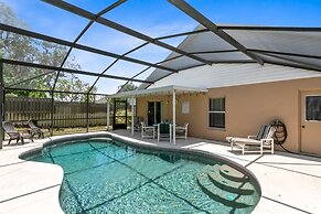4 Bed Located In Davenport Only Minutes To Disney 4 Bedroom Villa by R